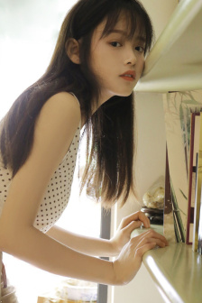 善良的女秘书的目的在线